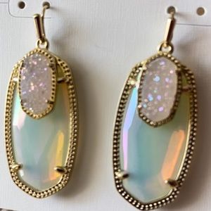 Kendra Scott Emmy earrings